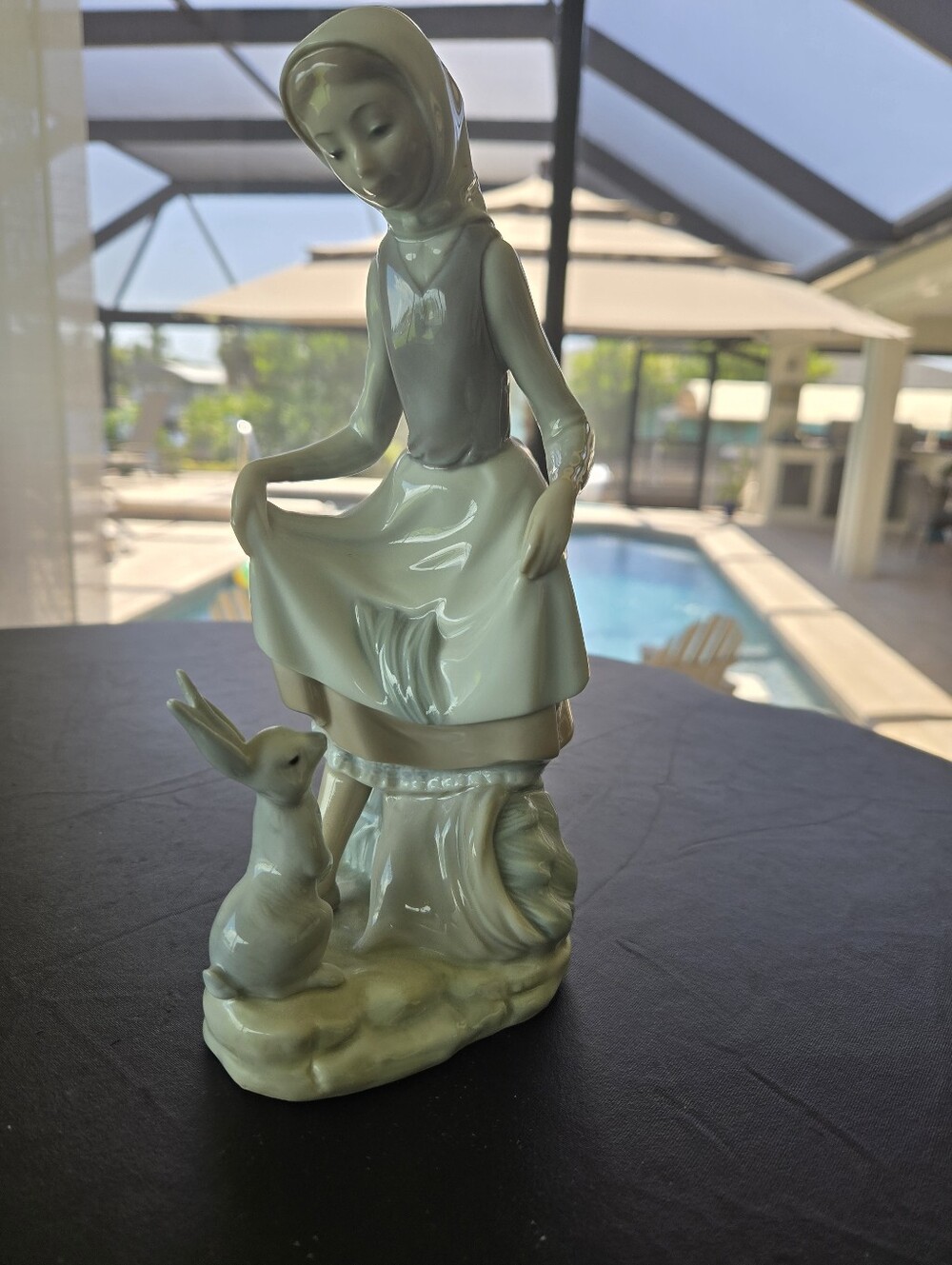 Lladro Vintage Retired Rabbits Food